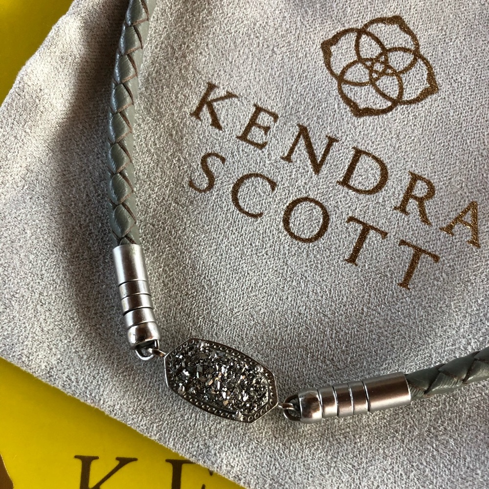 Kendra Scott Cooper pendant Necklace
